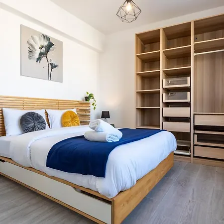 Honey 1-bedroom In * Lárnaca